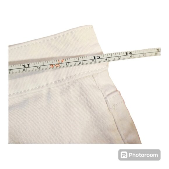 Distressed White Denim Skinny Jeans - Picture 5 of 5